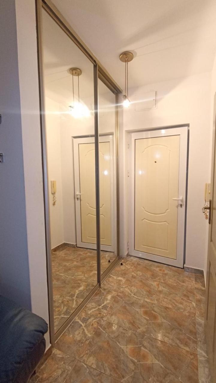 Apartman 2024 *
